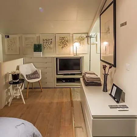 Sleep At Slim Guest house